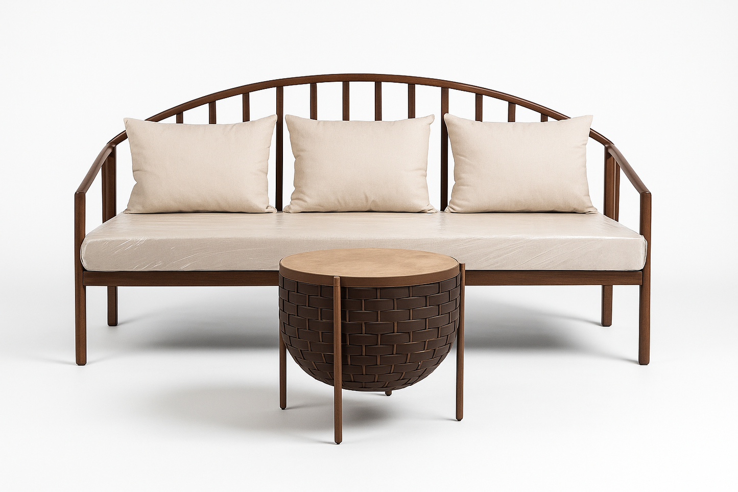2077 - 3 SEATER + CENTRE TABLE - WFD