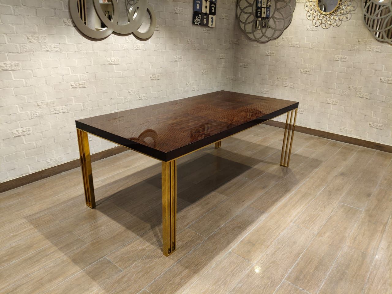 409T - DINING TABLE - WFD