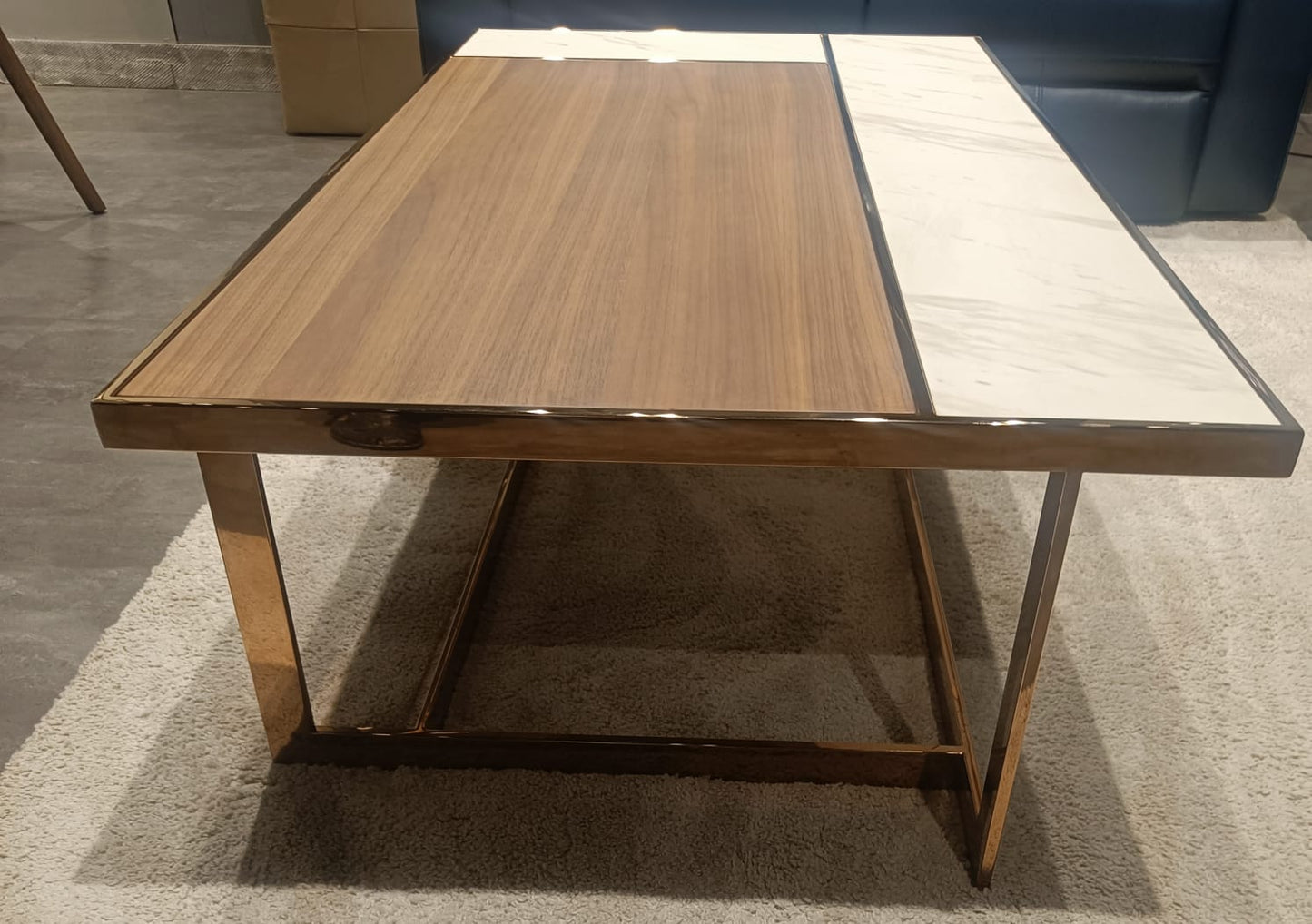 320D - COFFEE TABLE - STJ