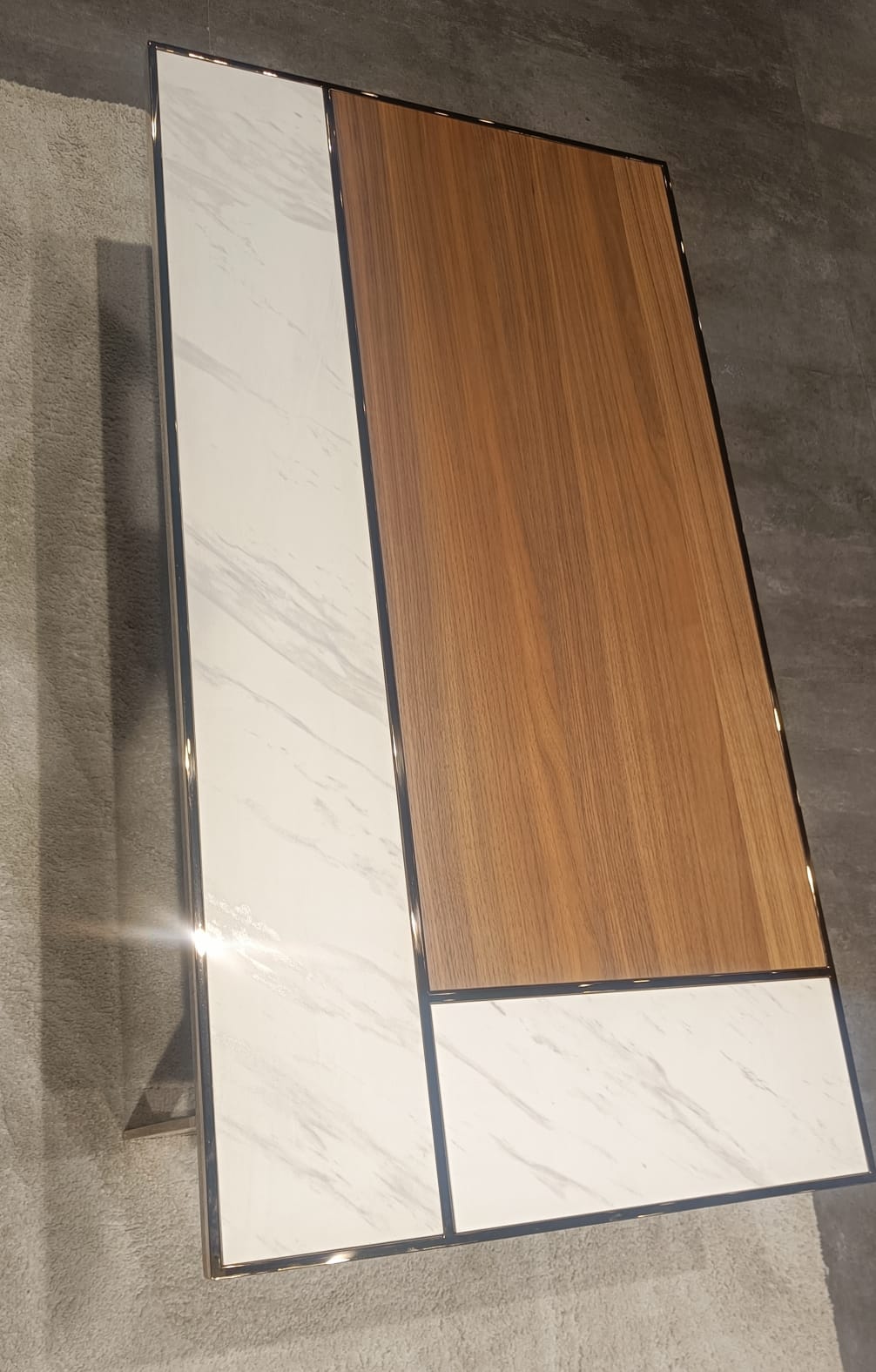 320D - COFFEE TABLE - STJ