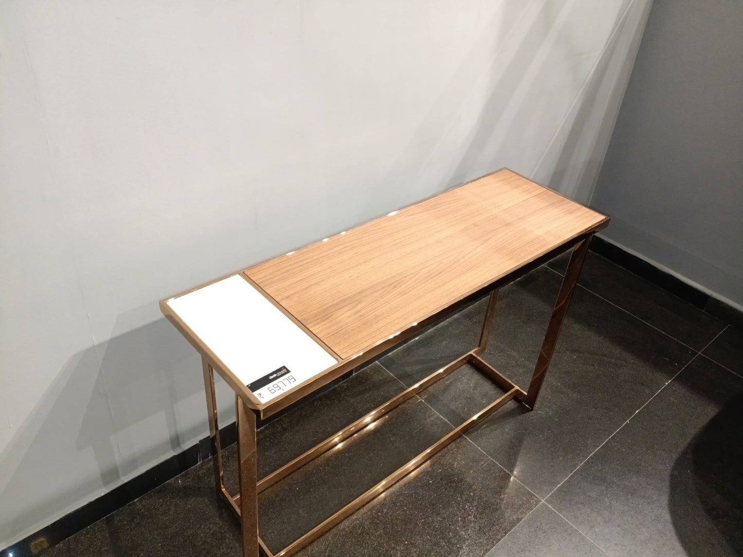 320X HB35G - CONSOLE TABLE - BWDD
