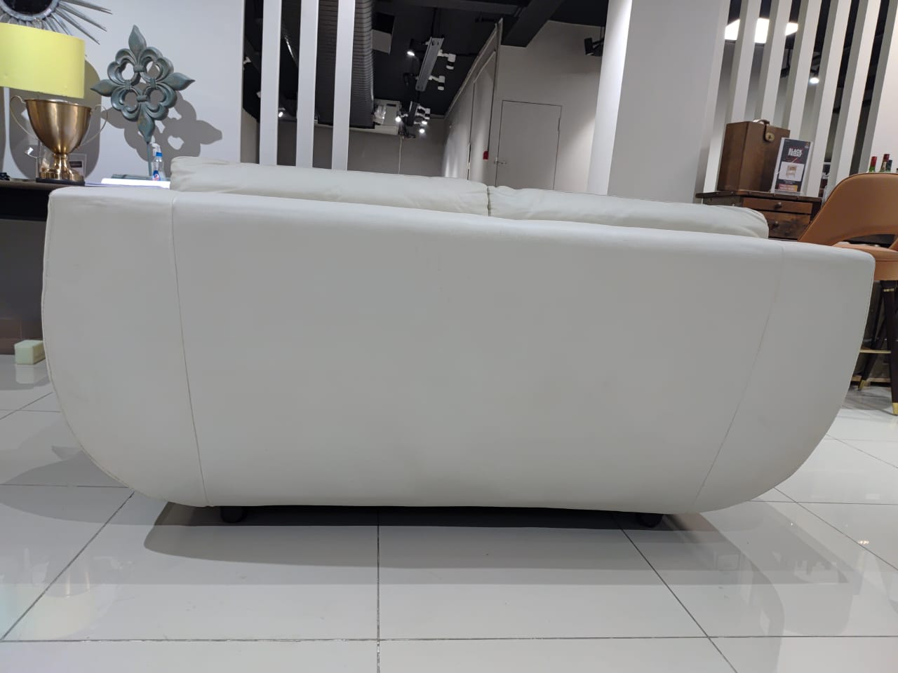 1235 - 2 SEATER - BH