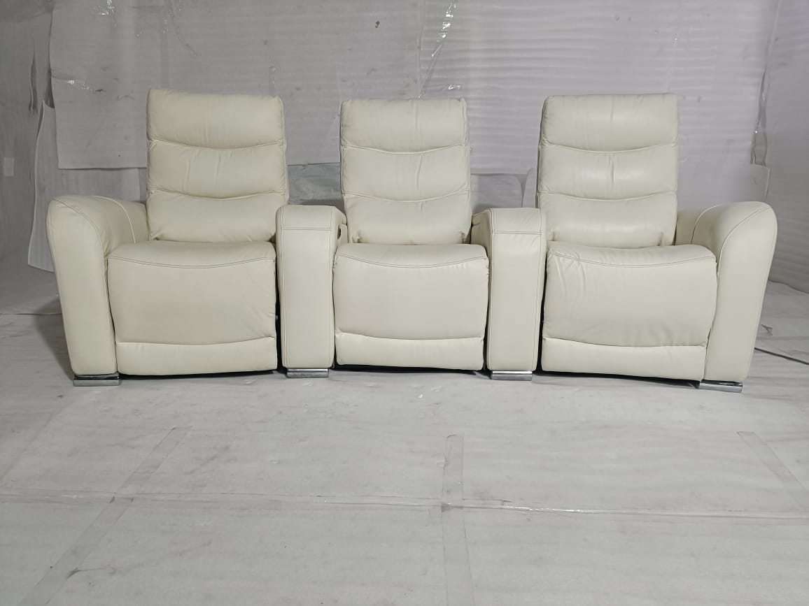 3366 - 3 SEATER HOME THEATRE - BLR WH