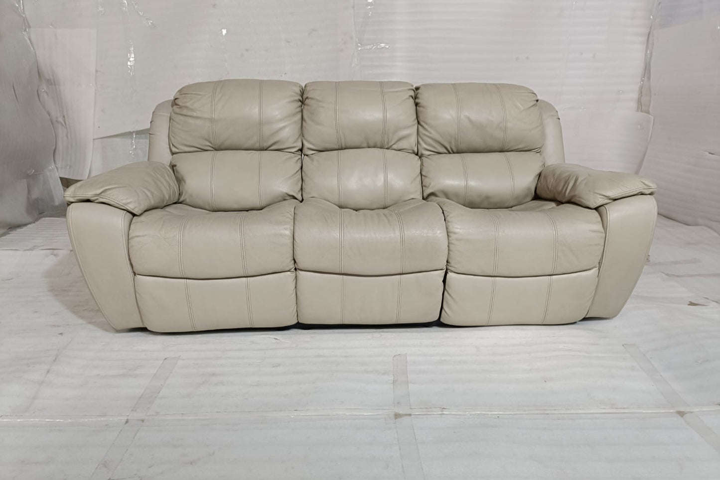 1238 - 3 SEATER RECLINER(MANUAL) - BLR WH