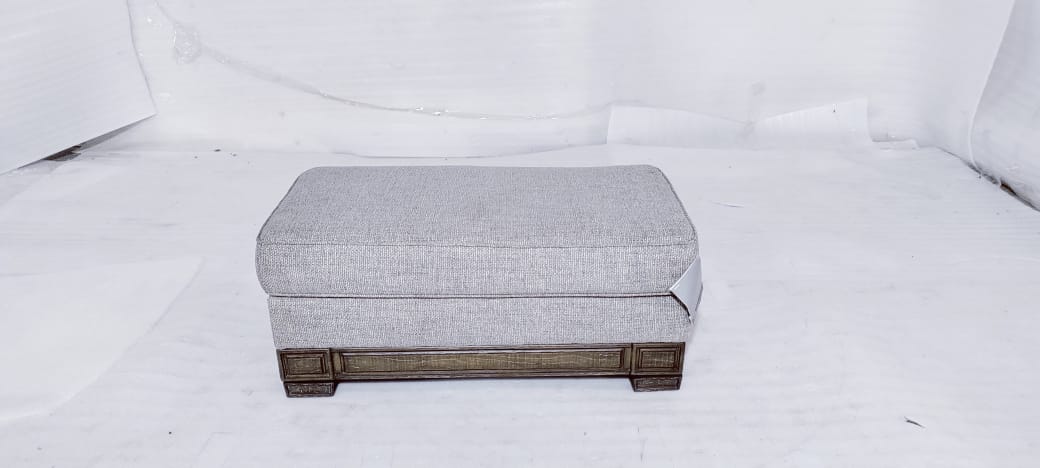 3230214 - OTTOMAN - BLR WH