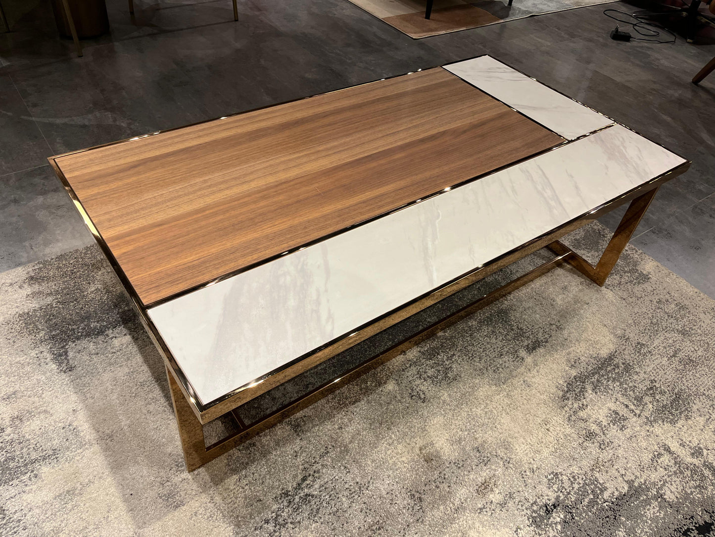 320D - COFFEE TABLE - NAR