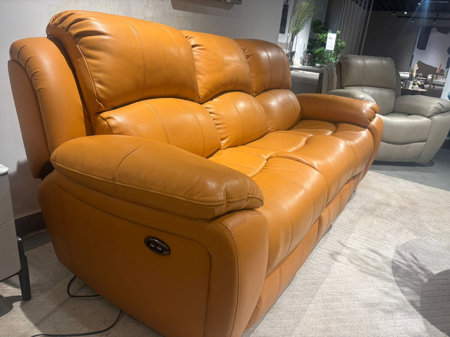 1238 - 3 SEATER RECLINER(ELECTRIC) - WFD