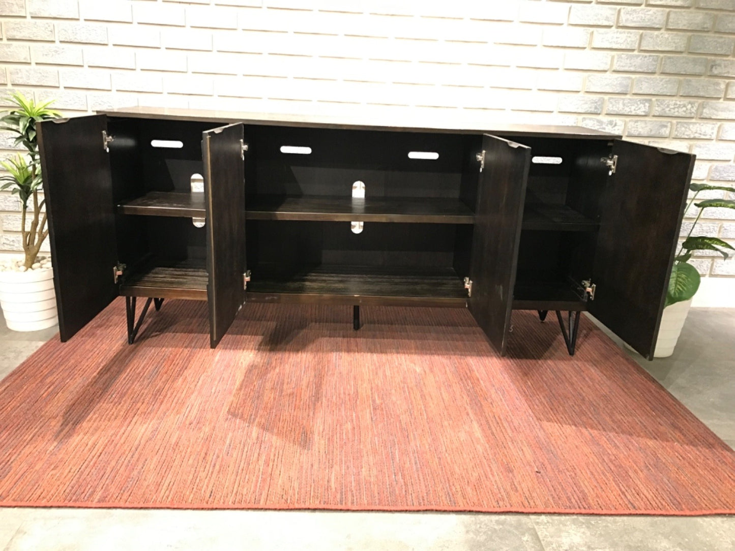 W648-68 - TV UNIT - MUM