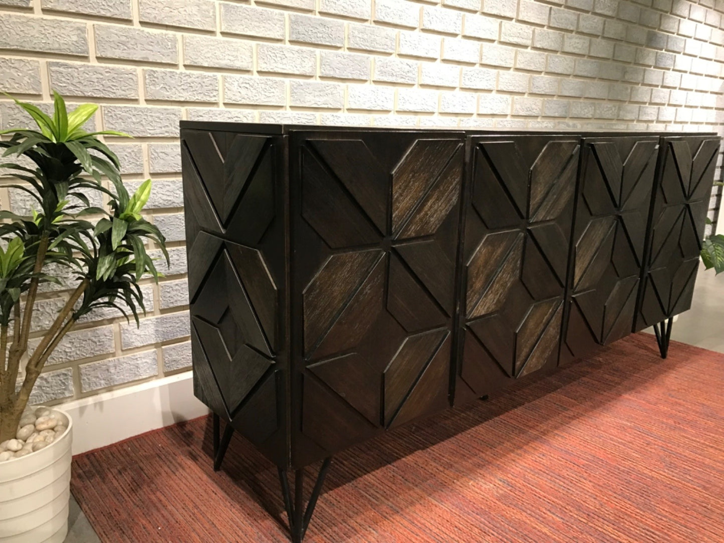 W648-68 - TV UNIT - MUM
