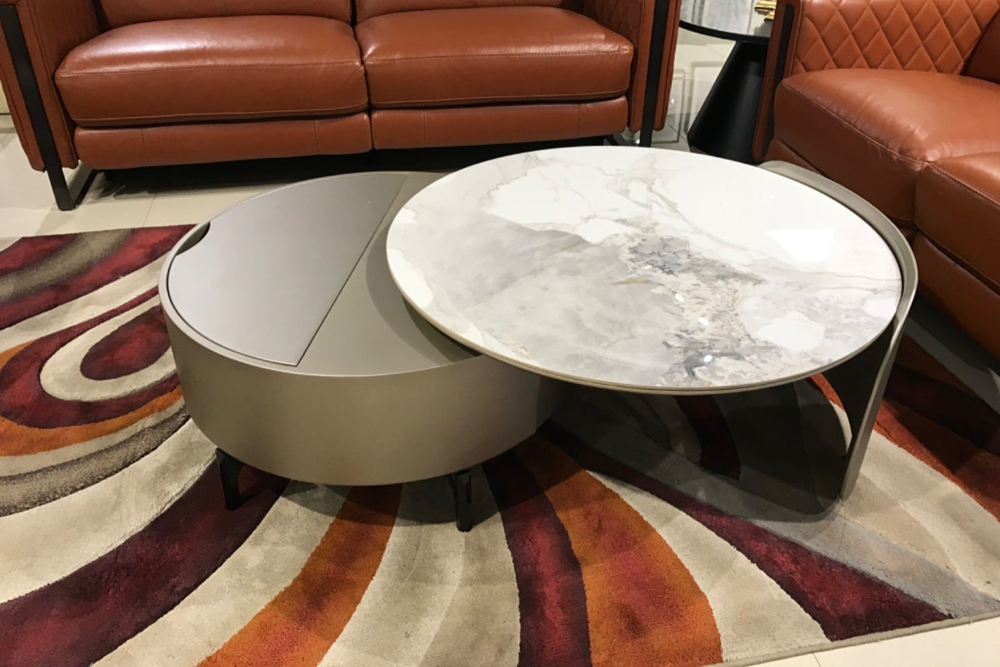 228 - COFFEE TABLE - BTM