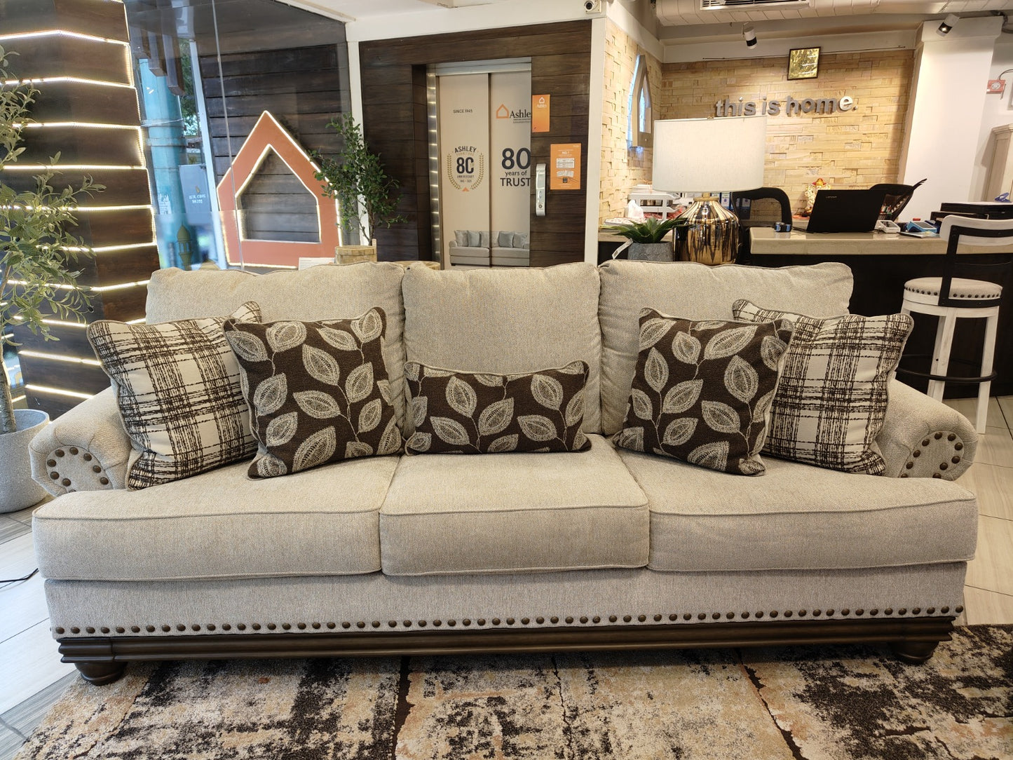 1510438+35 - 3+2 SEATER - CBD