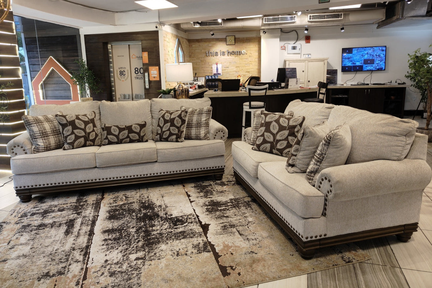 1510438+35 - 3+2 SEATER - CBD