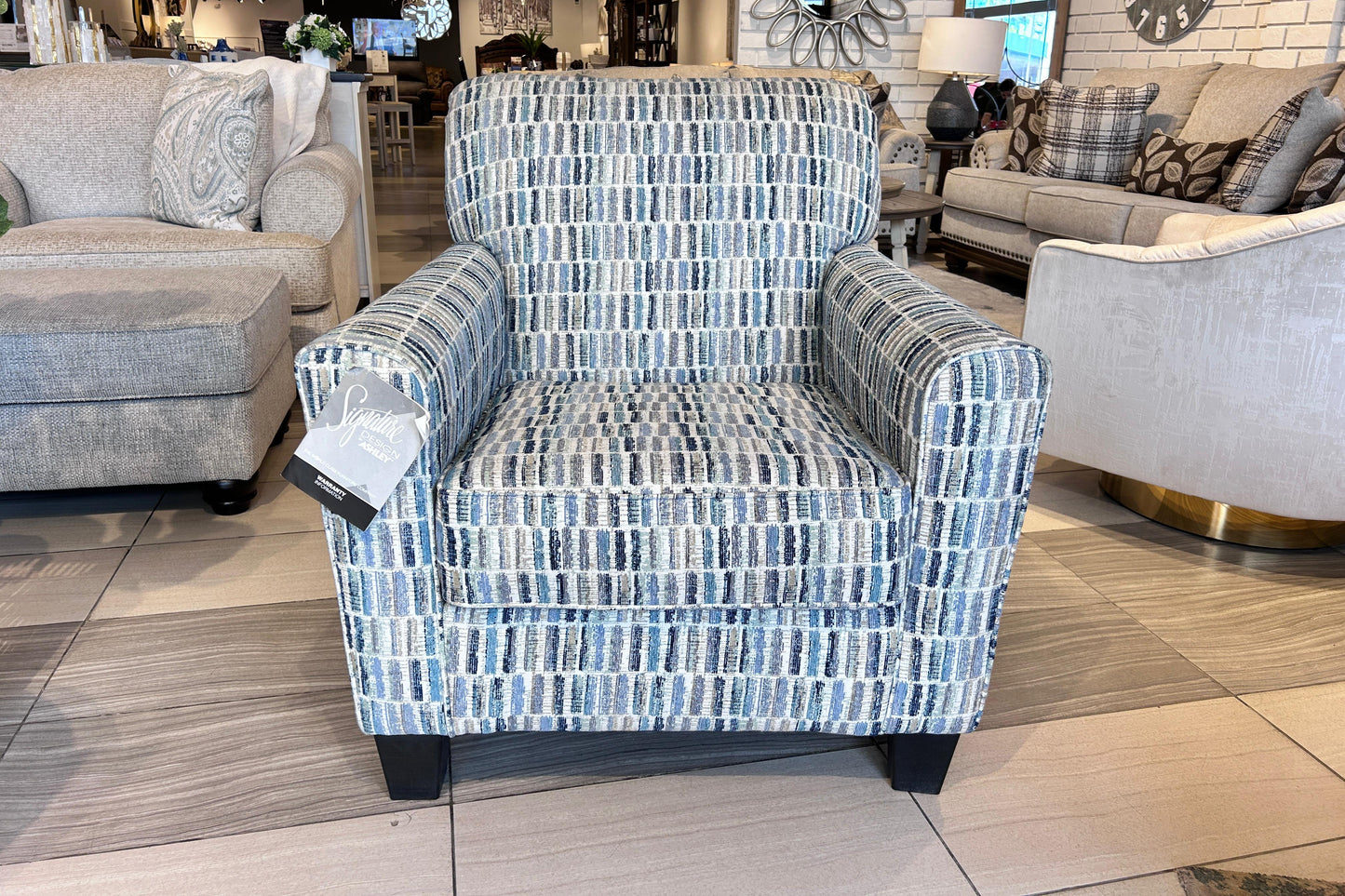 3340421 - ACCENT CHAIR - BWDA