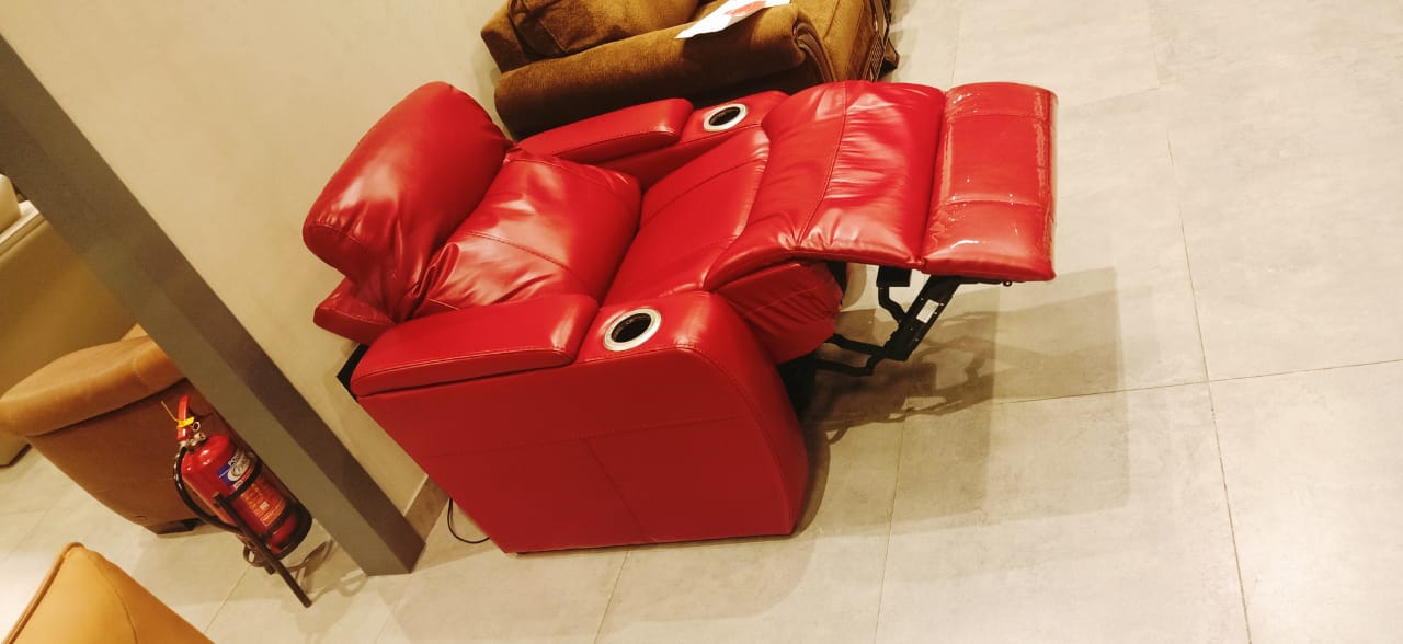UY111HM - 1 SEATER RECLINER(ELECTRIC) - OUTLET