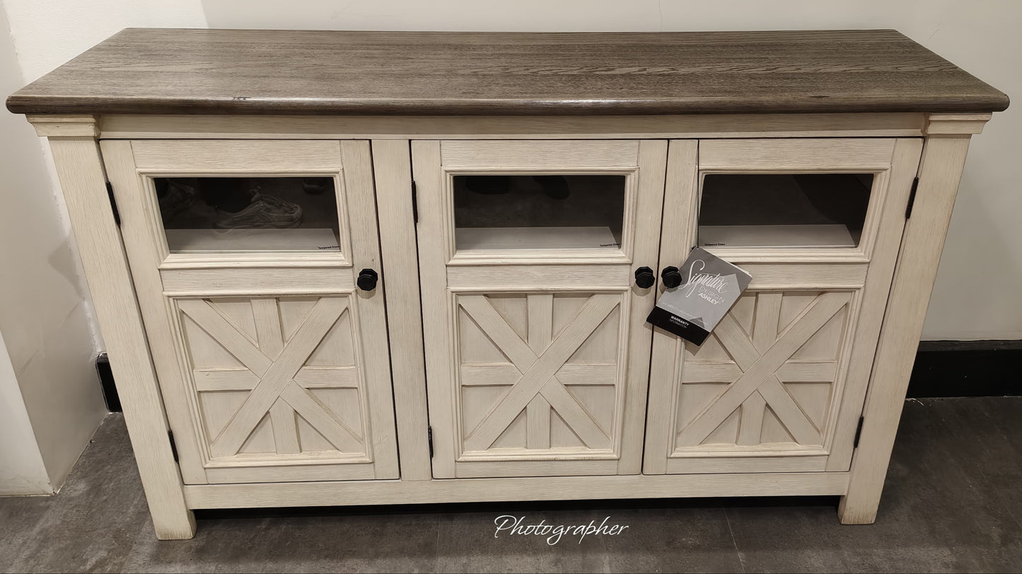 W647-38 - TV STAND - MDP