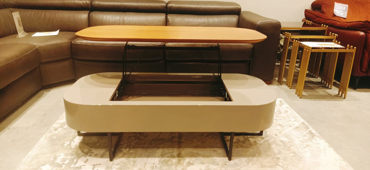 282A - COFFEE TABLE - OUTLET
