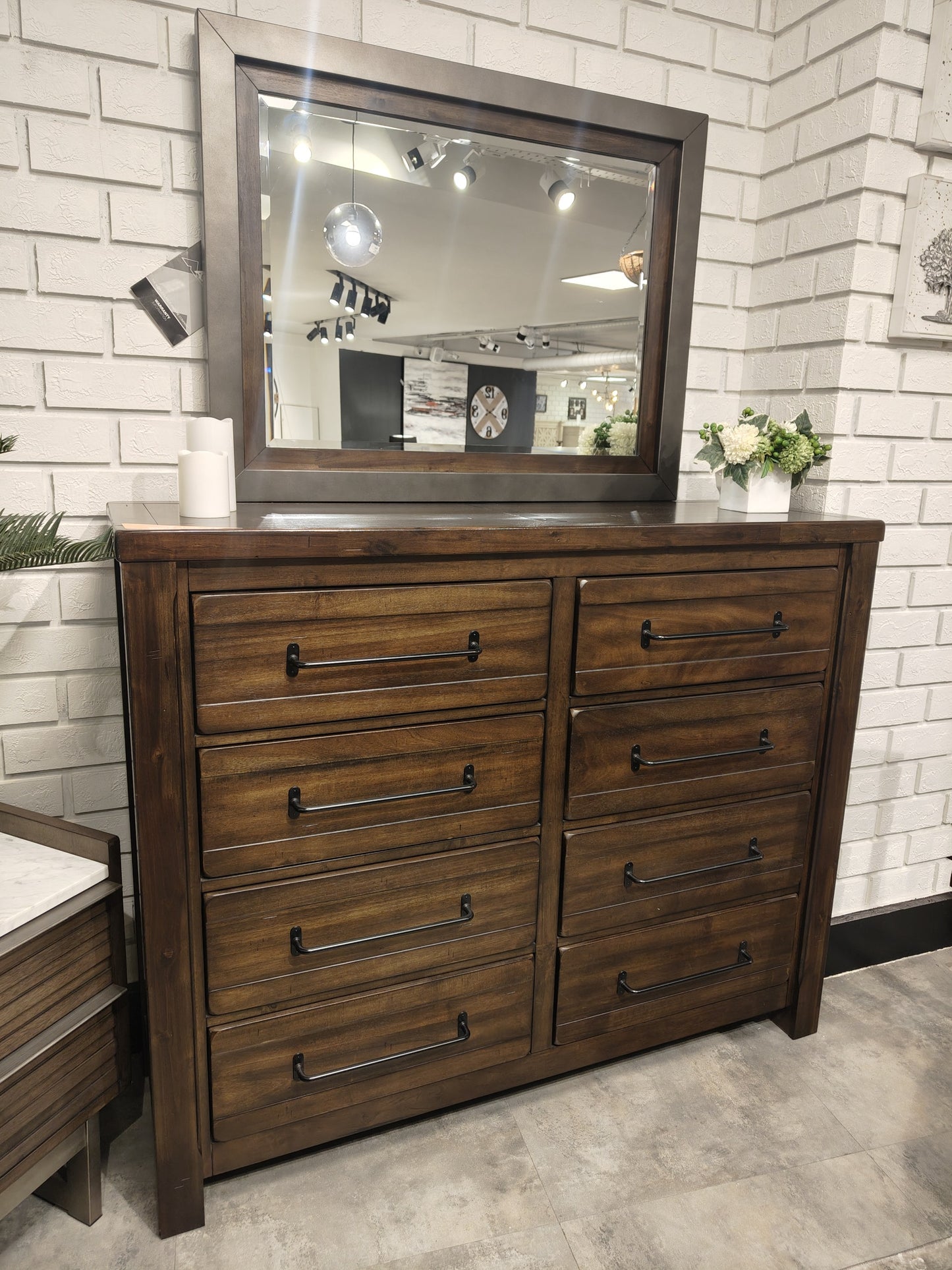 B633-31+36 - DRESSER MIRRROR - CBD