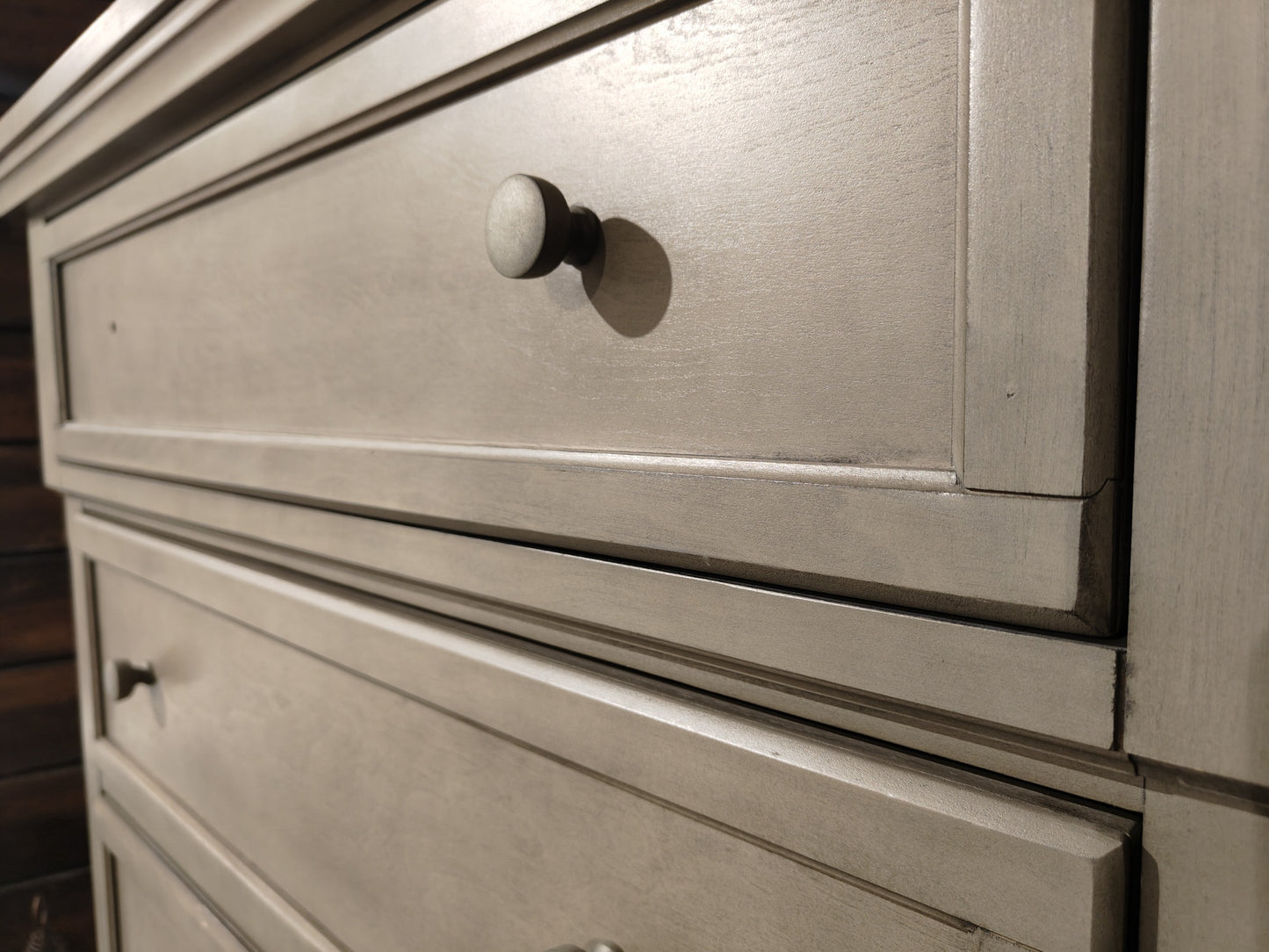 B733-46 - CHEST OF DRAWERS - CBD