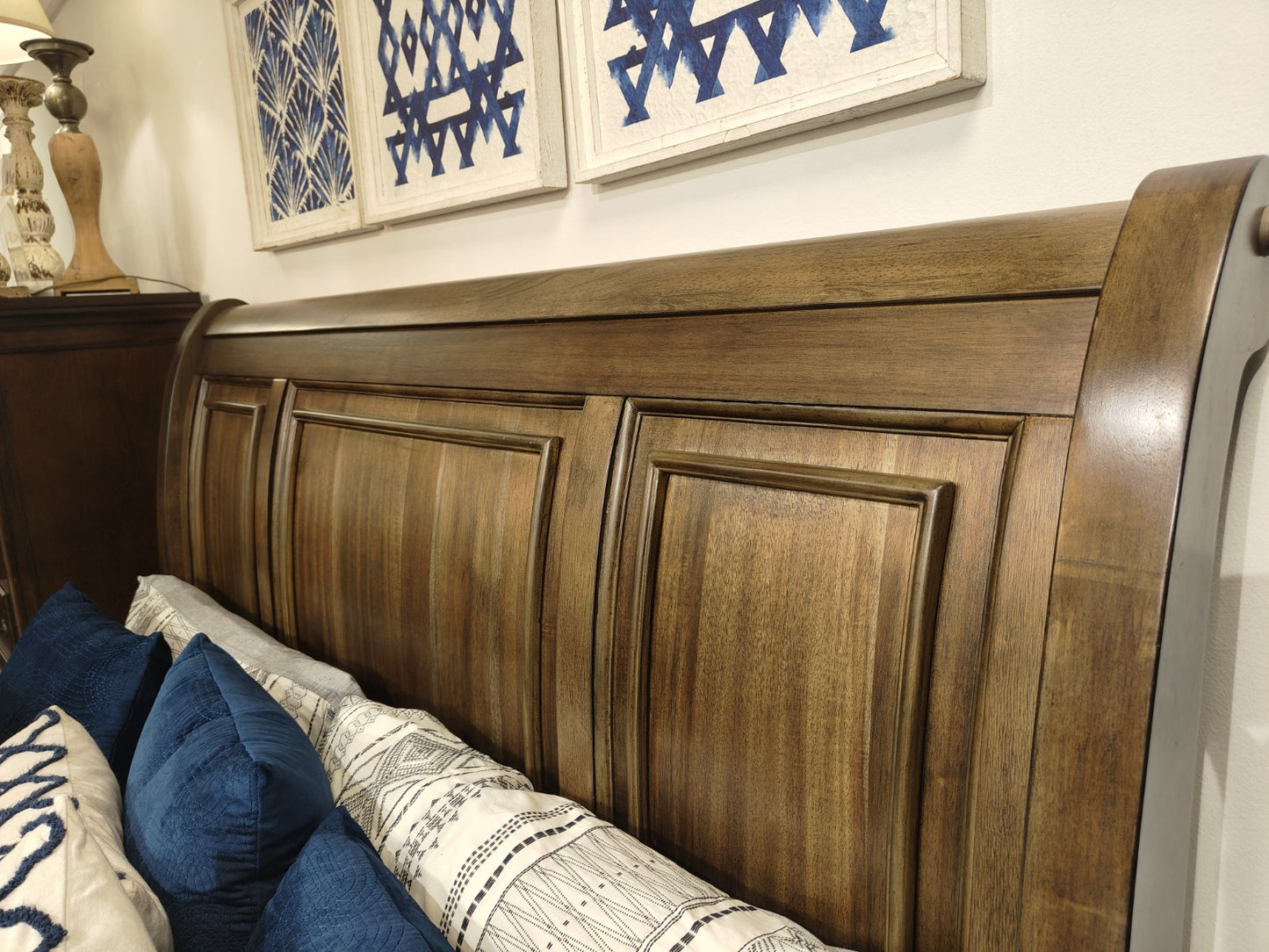B719-74+77+98 - QUEEN SLEIGH STORAGE BED - CBD