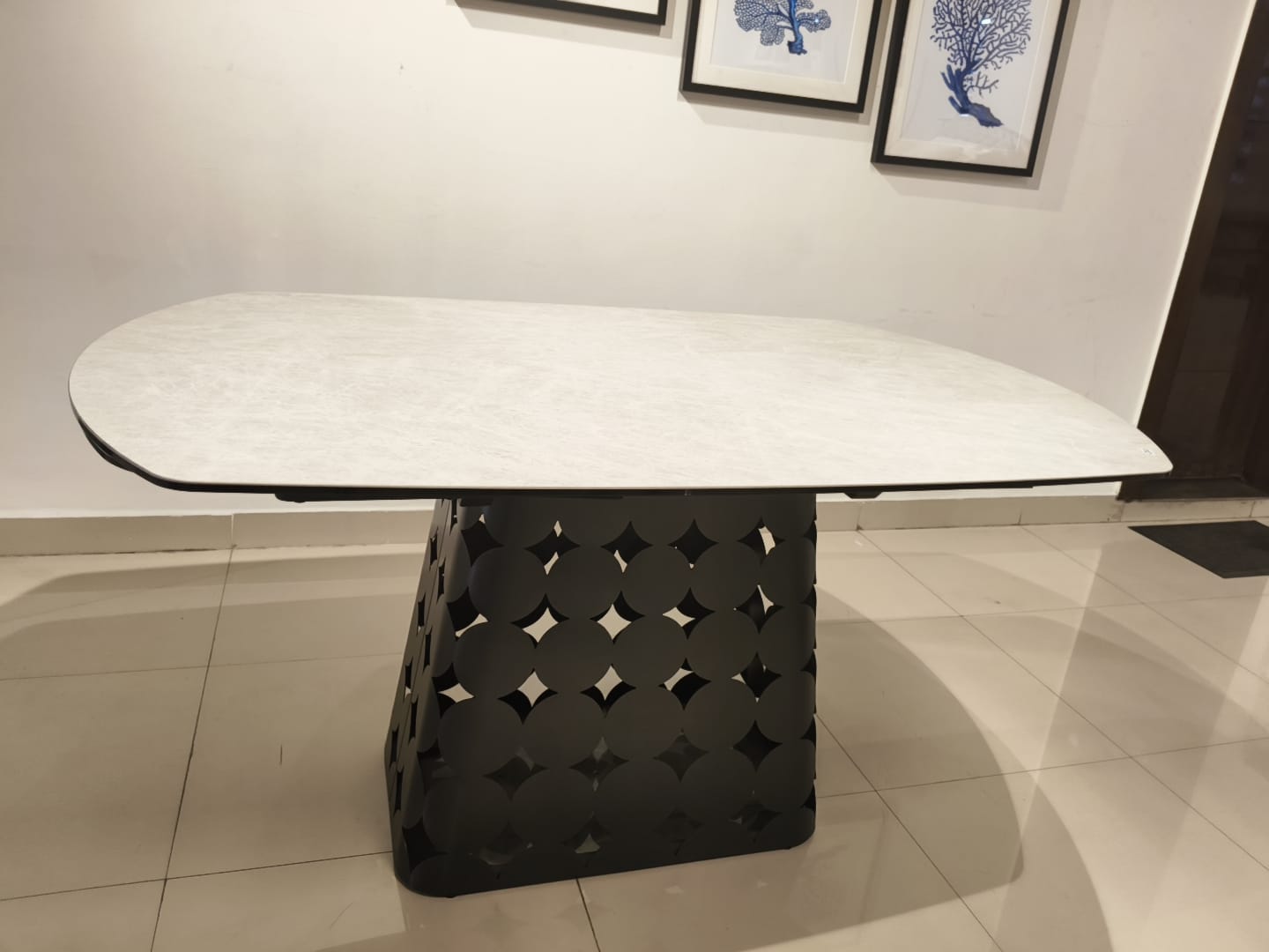 VA9509-GN - DINING TABLE - BTM