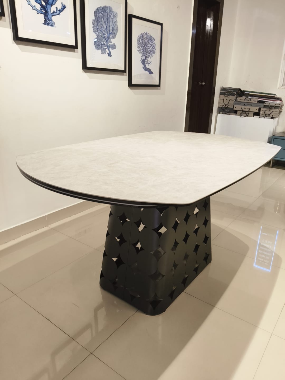 VA9509-GN - DINING TABLE - BTM