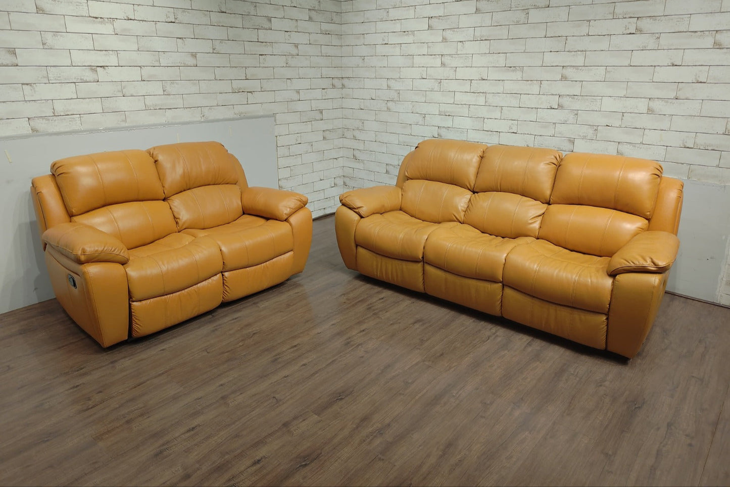 1238 - 3 + 2 SEATER - BWDD