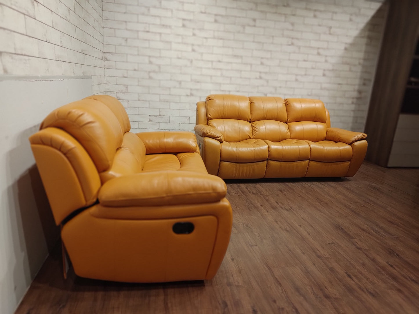 1238 - 3 + 2 SEATER - BWDD