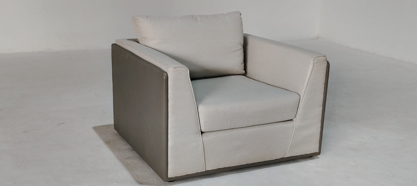 U6850020 - 1 SEATER - OUTLET