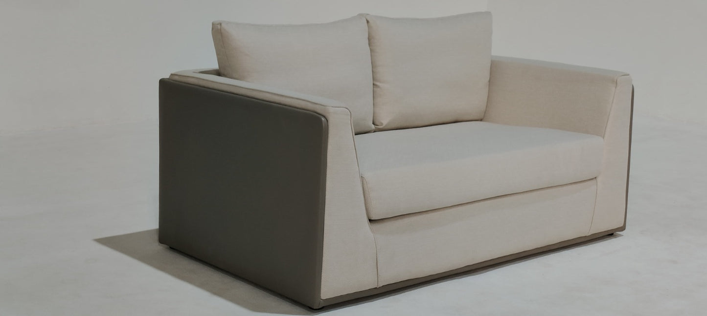 U6850035 - 2 SEATER - OUTLET