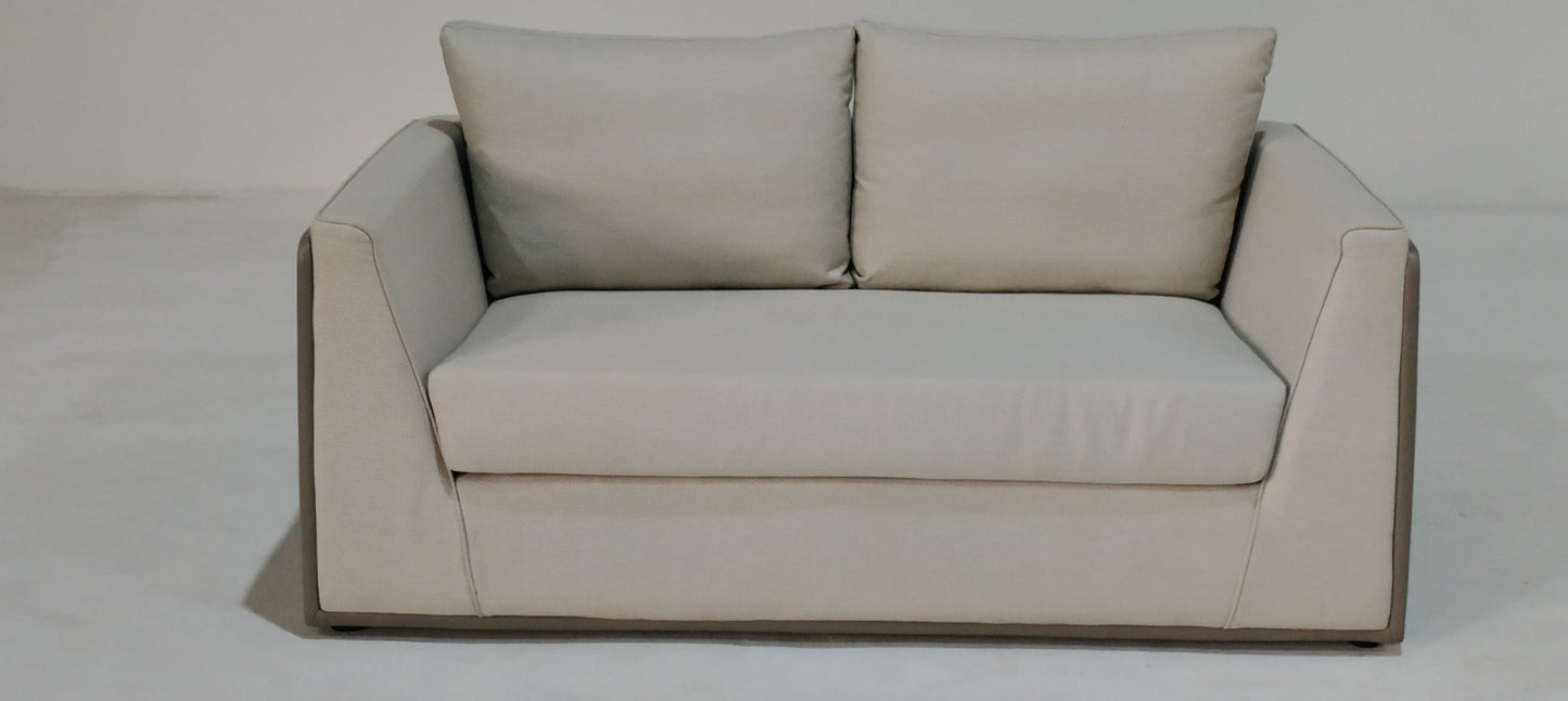 U6850035 - 2 SEATER - OUTLET