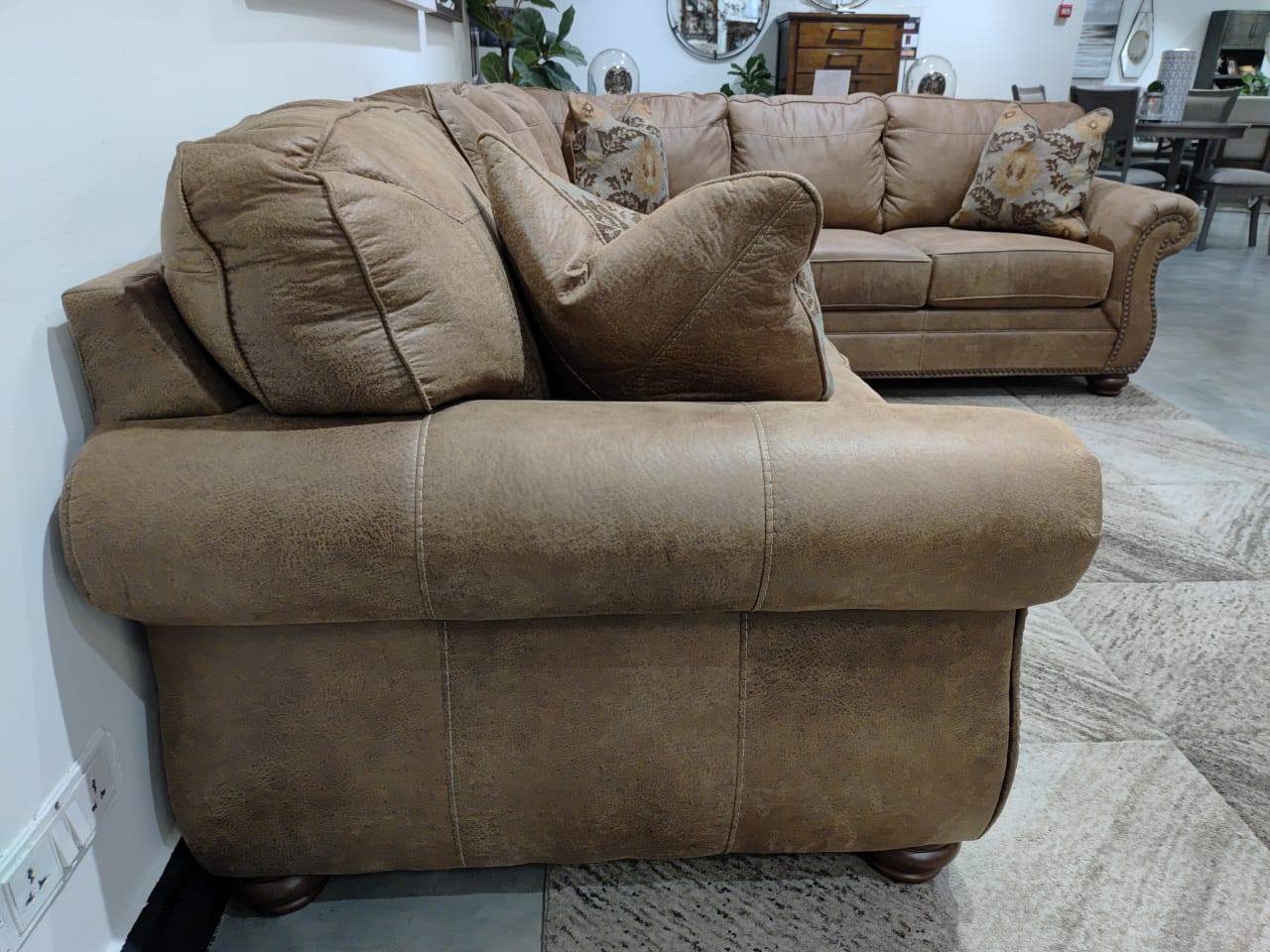 3190255+46+67 - 6 SEATER - BH