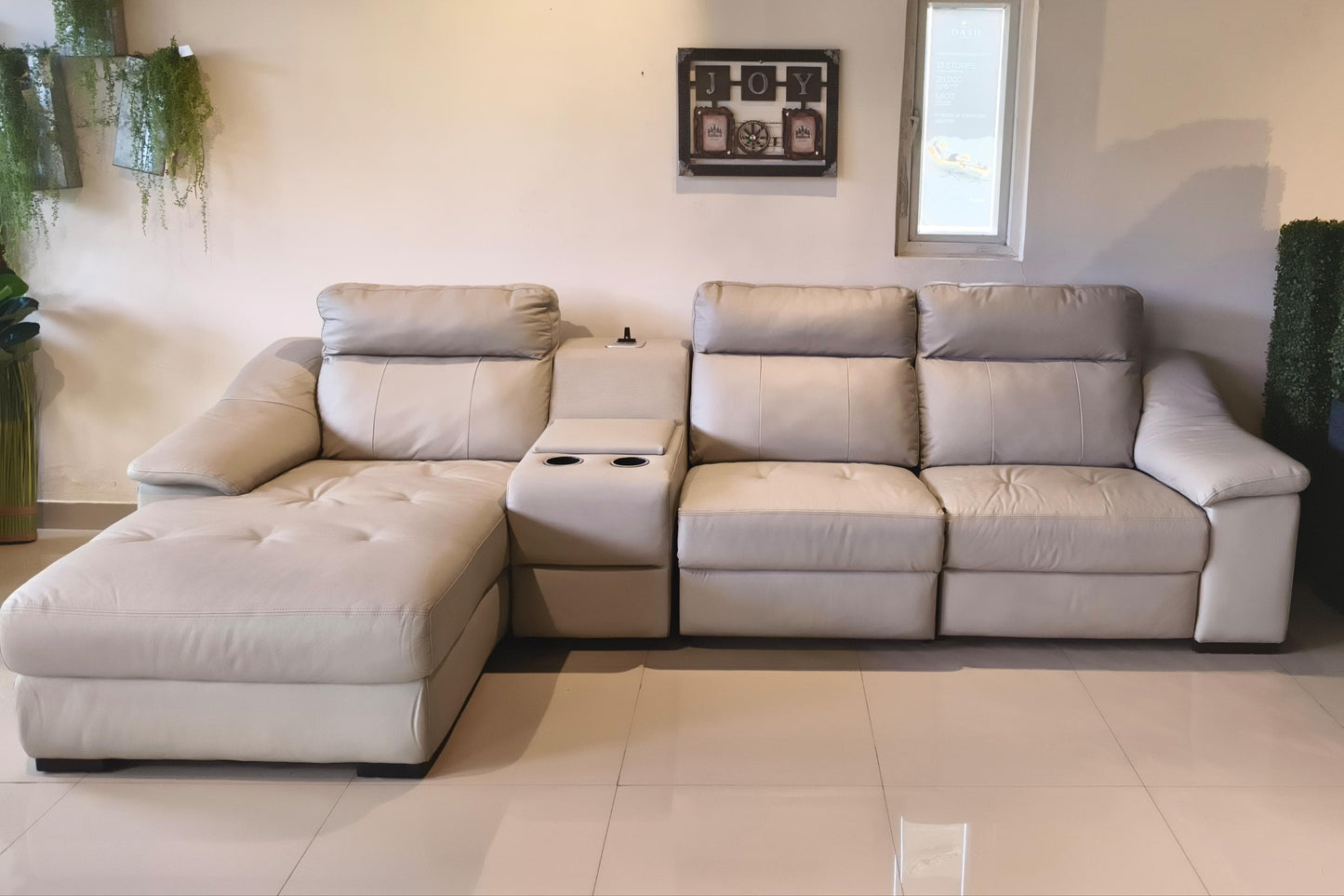 1735 - 2 SEATER + CHAISE - BTM