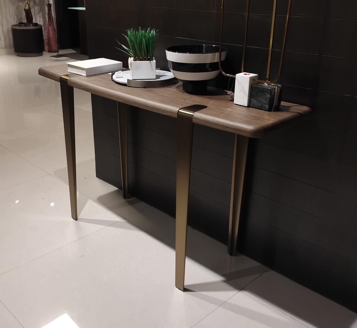 22286 - SOFA TABLE - GB