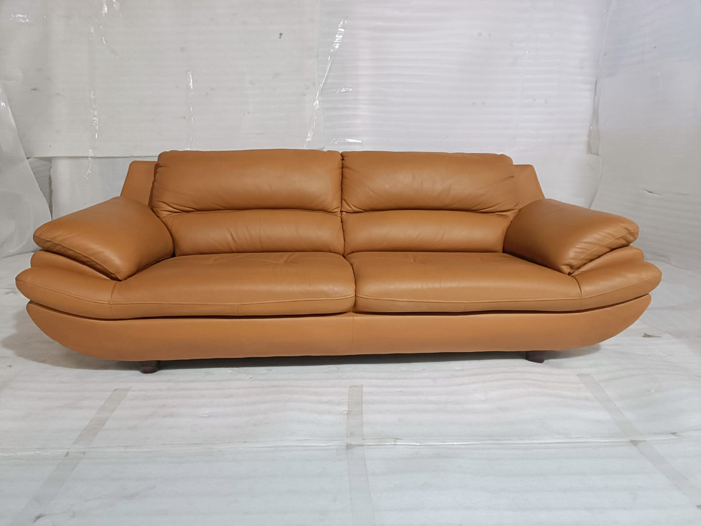 1235 - 2 SEATER - BLR WH