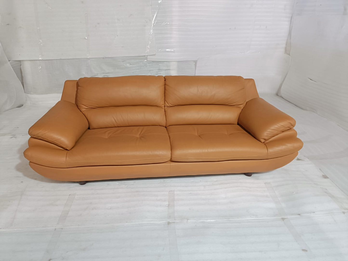1235 - 2 SEATER - BLR WH