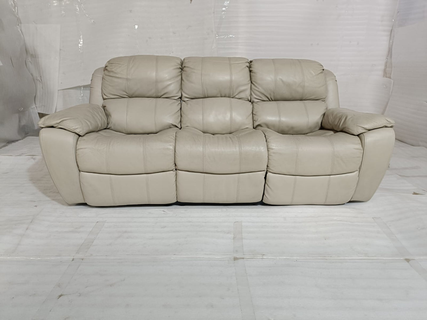 1238 - 3 SEATER RECLINER(MANUAL) - BLR WH