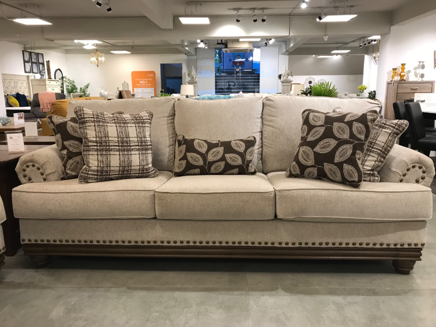 1510438+35 - 3+2 SEATER - BTM