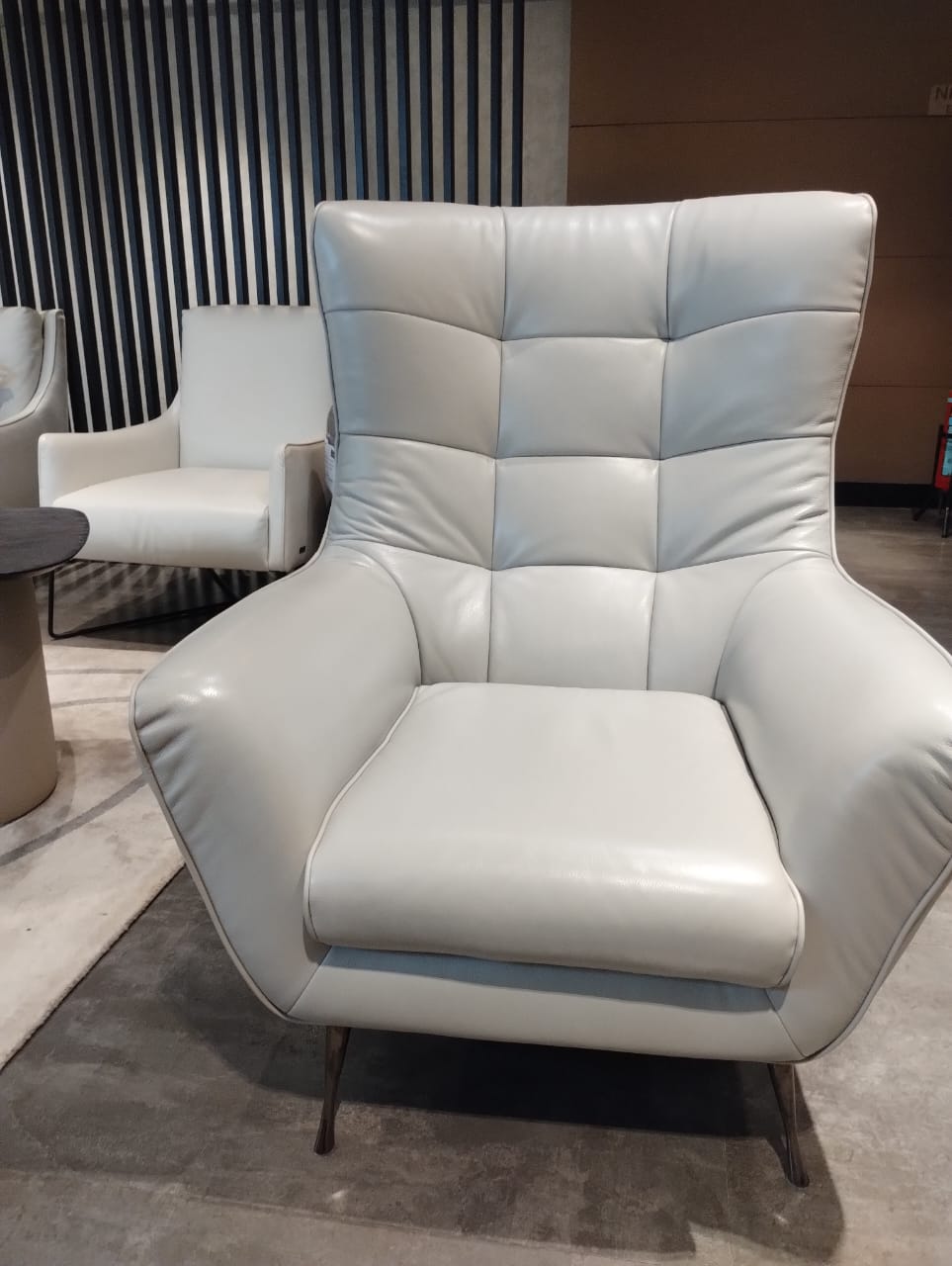 ZY50185 - ACCENT CHAIR - STJ