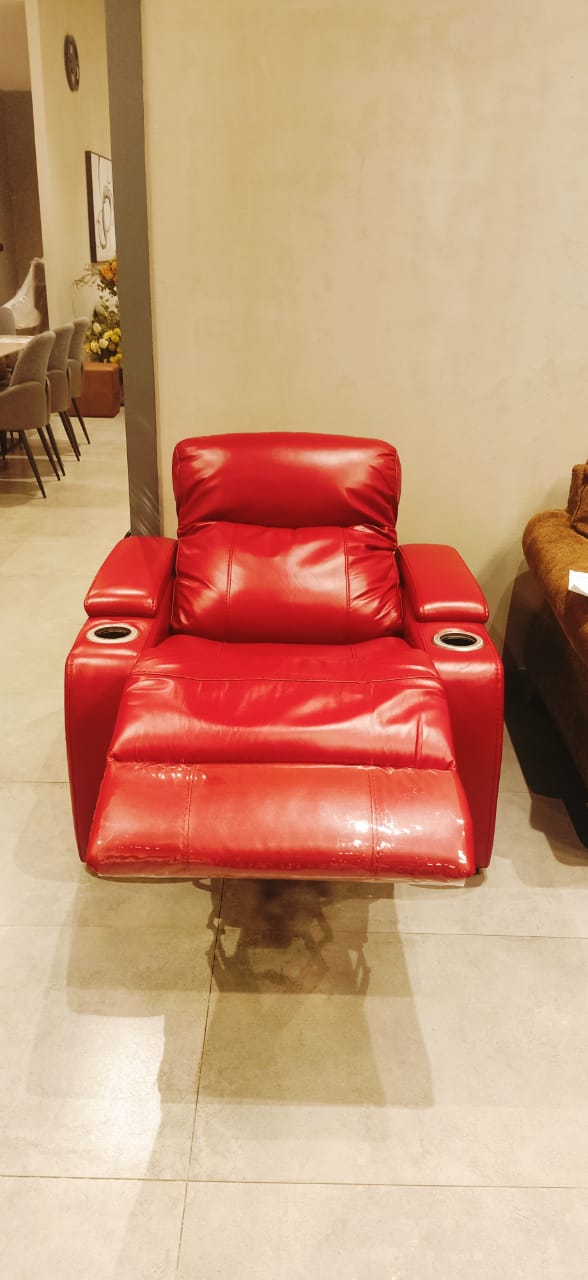 UY111HM - 1 SEATER RECLINER(ELECTRIC) - OUTLET