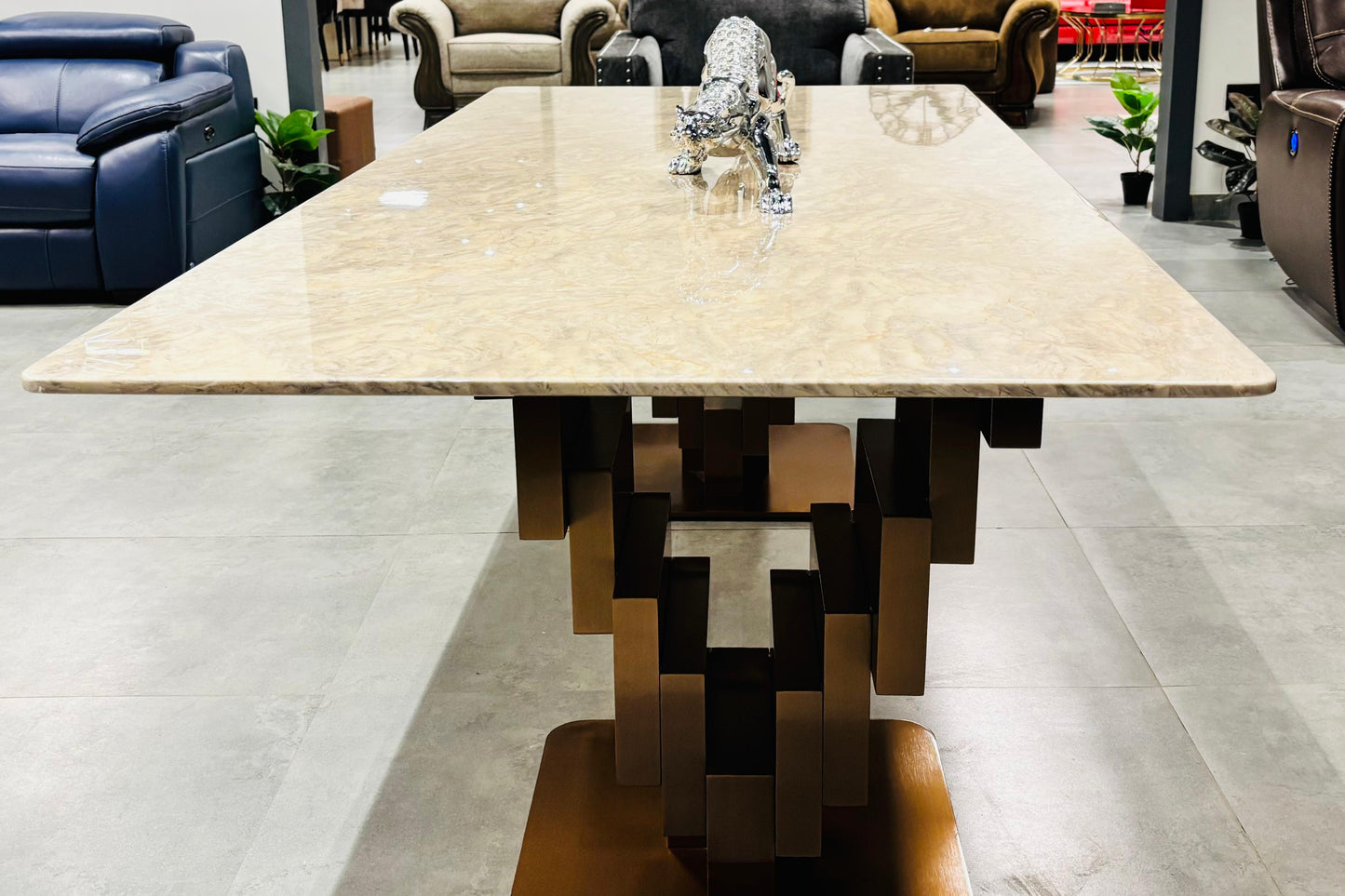 21052-D - DINING TABLE