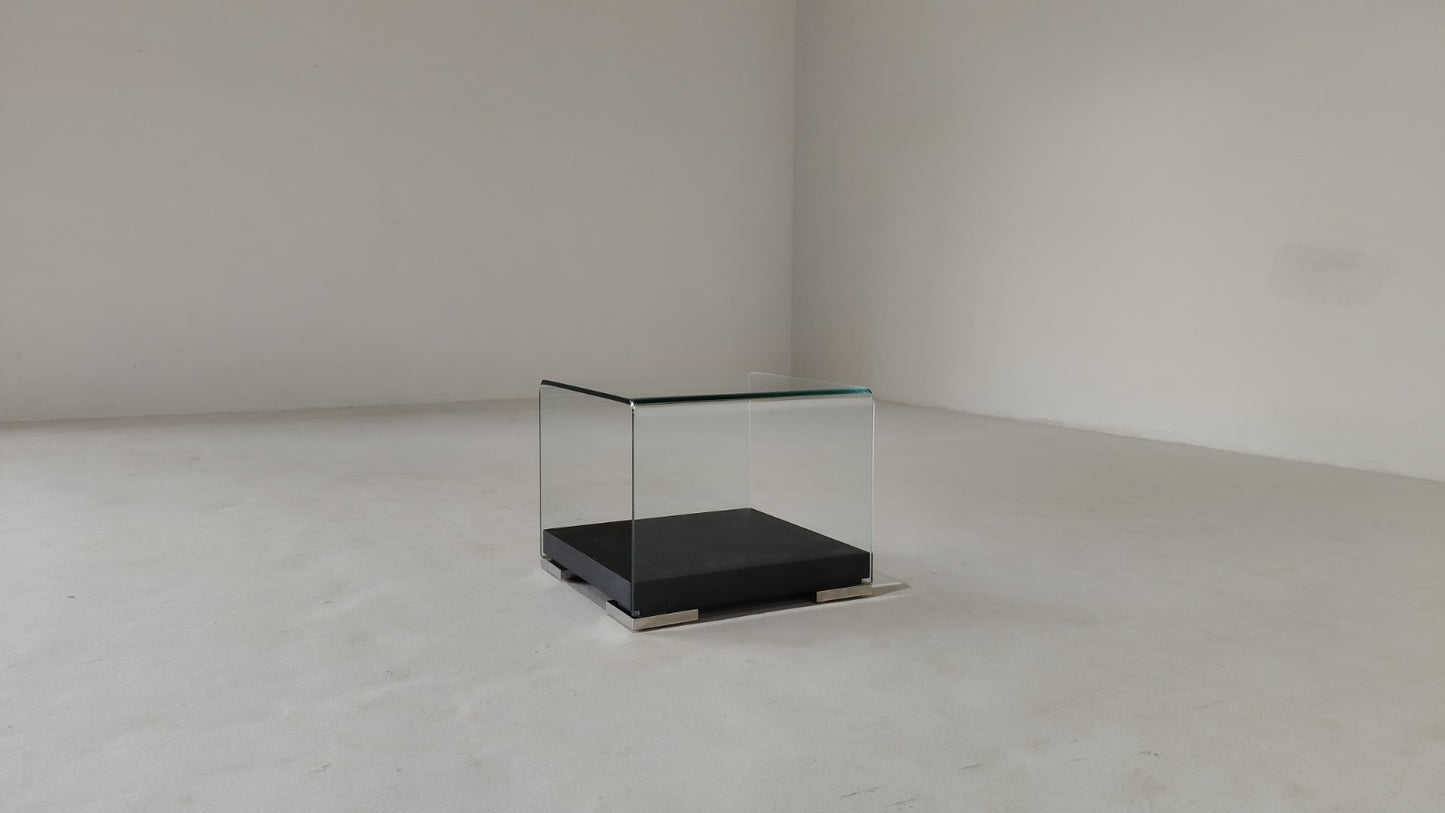 159B - SIDE TABLE - OUTLET