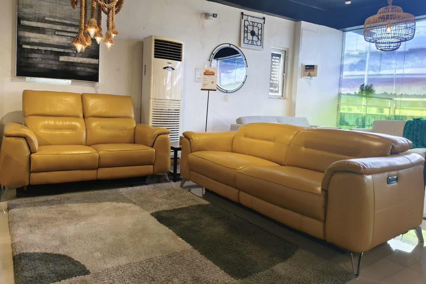 11233 - 3 + 2 SEATER - OUTLET