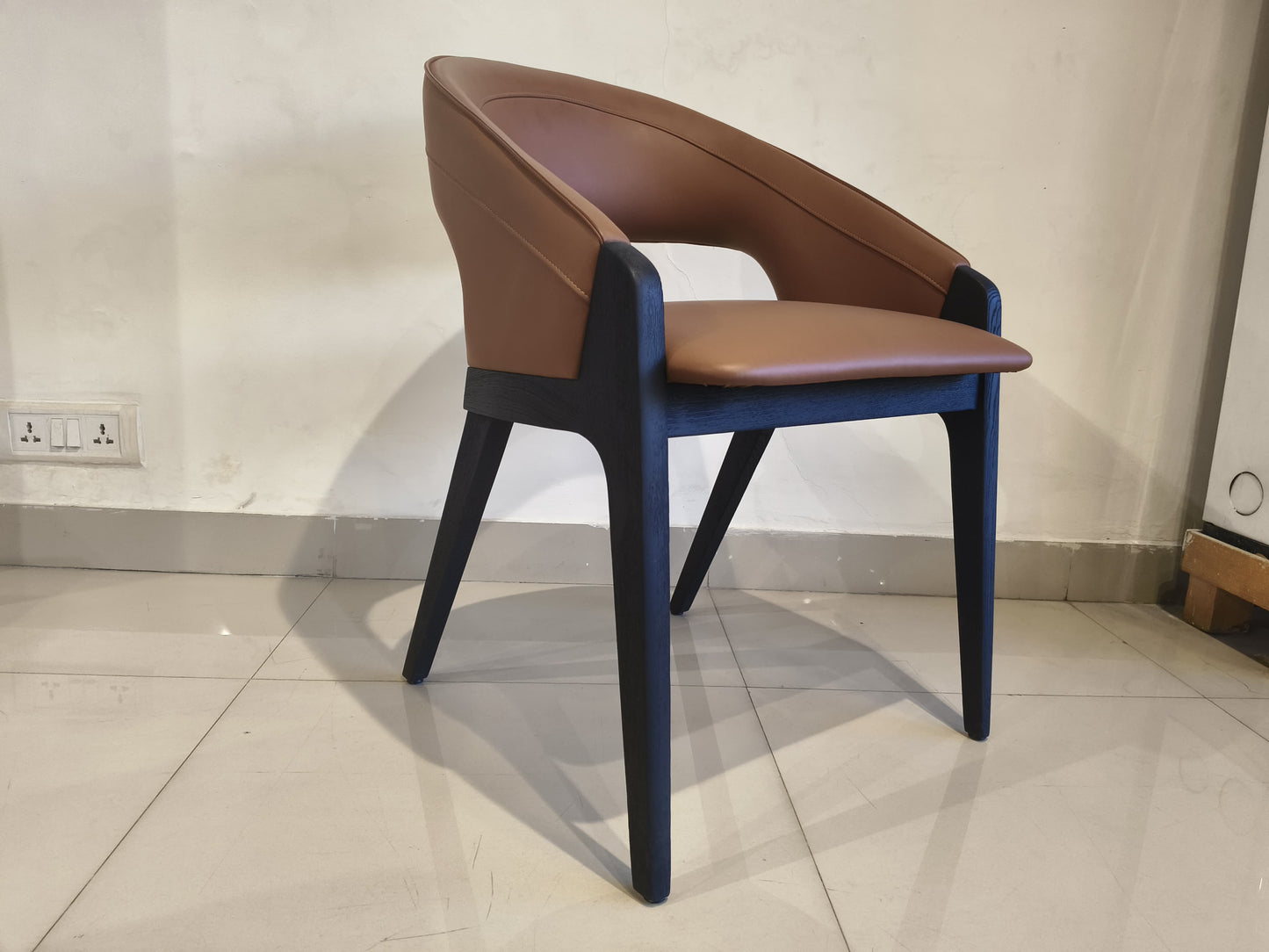 2302 - DINING CHAIR - BLR WH