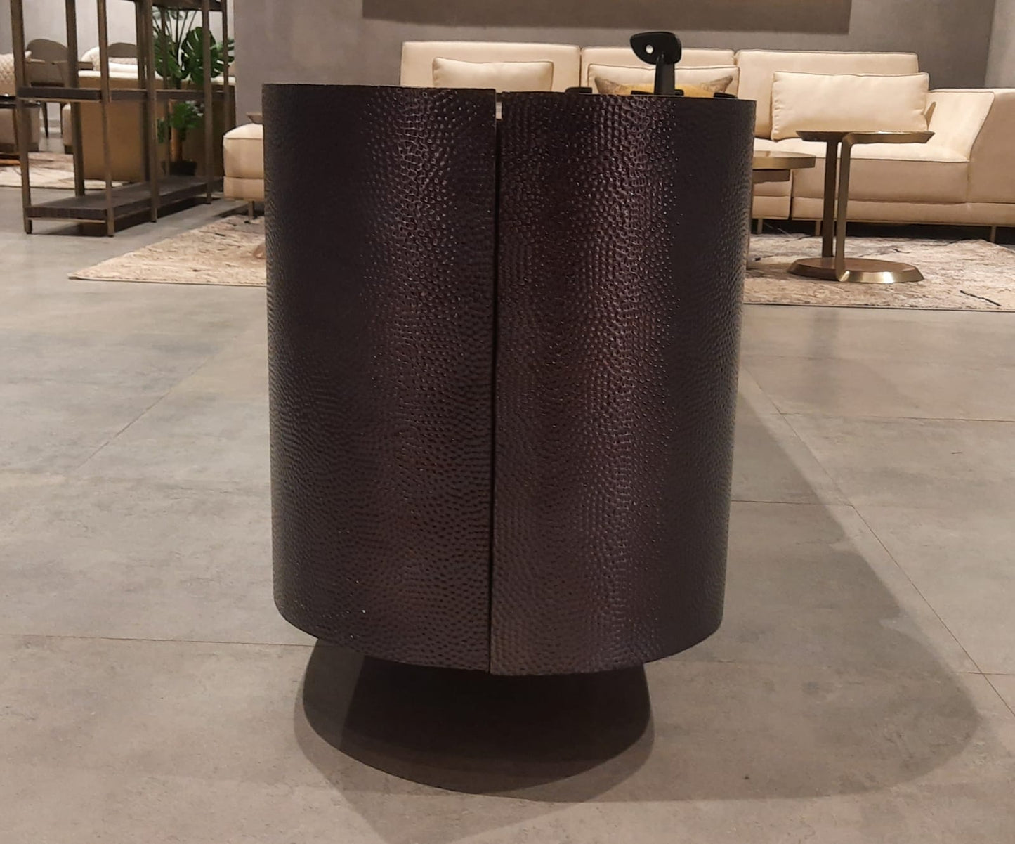 VENEER - CABINET - IND DASH(BESPOKE)