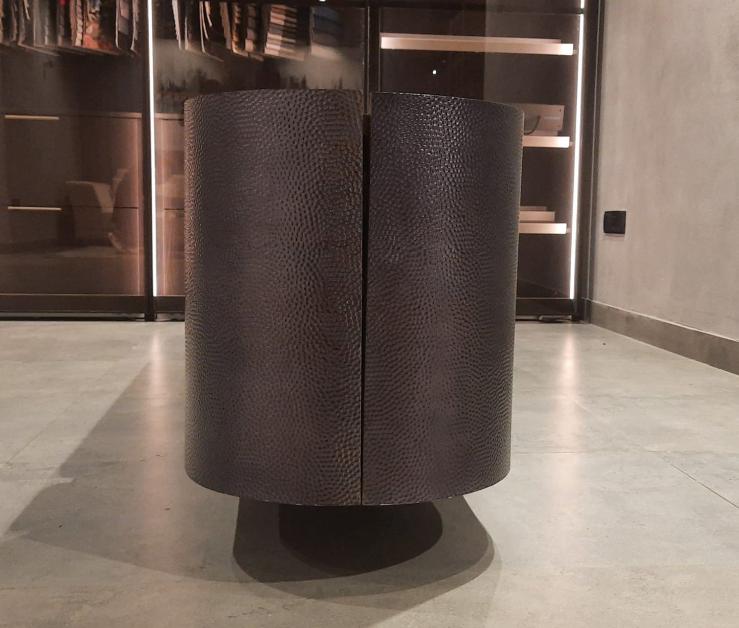 VENEER - CABINET - IND DASH(BESPOKE)