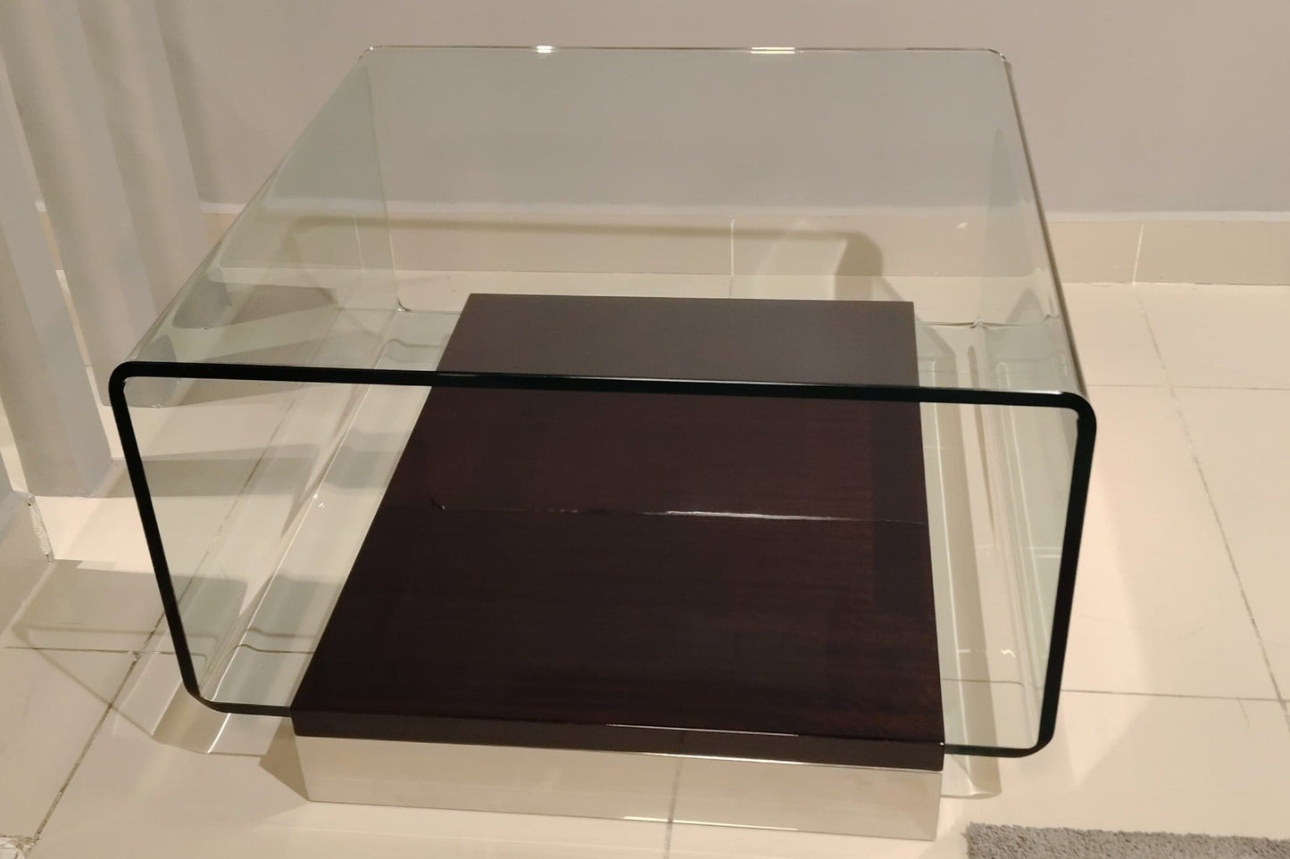 152B - SIDE TABLE - BH