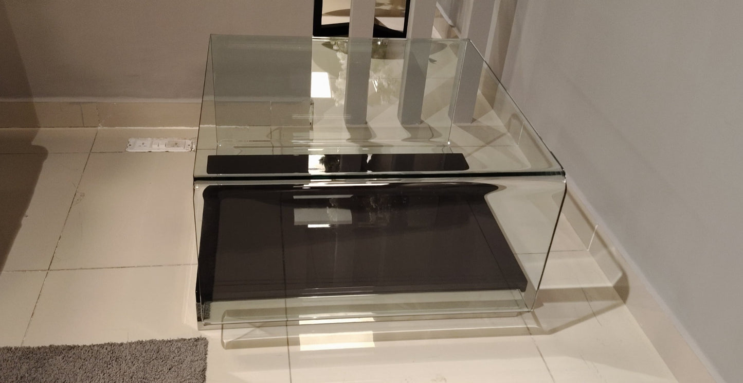 152B - SIDE TABLE - BH