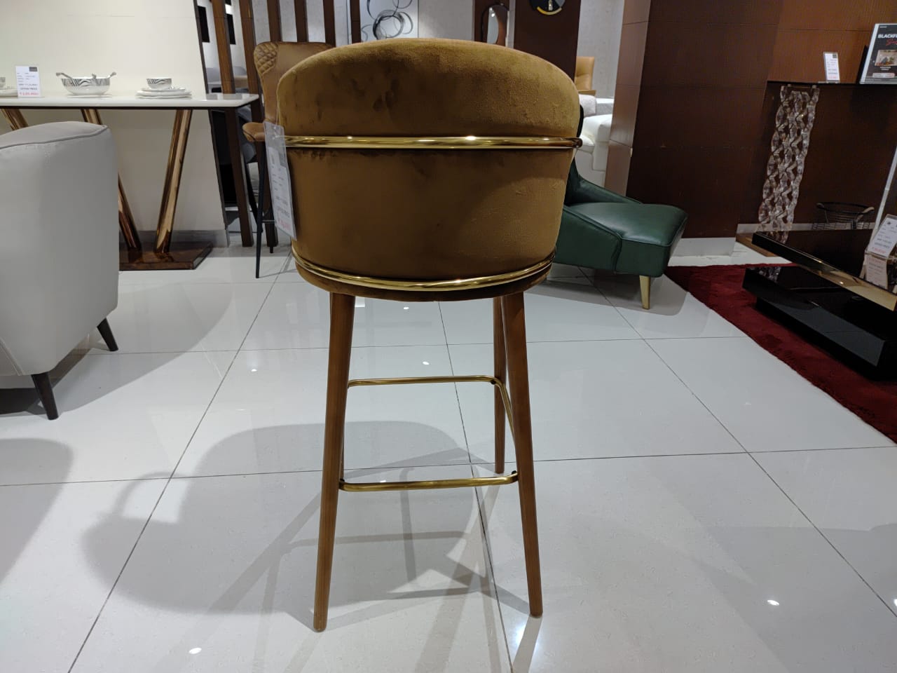 1237 - BAR STOOL - BH