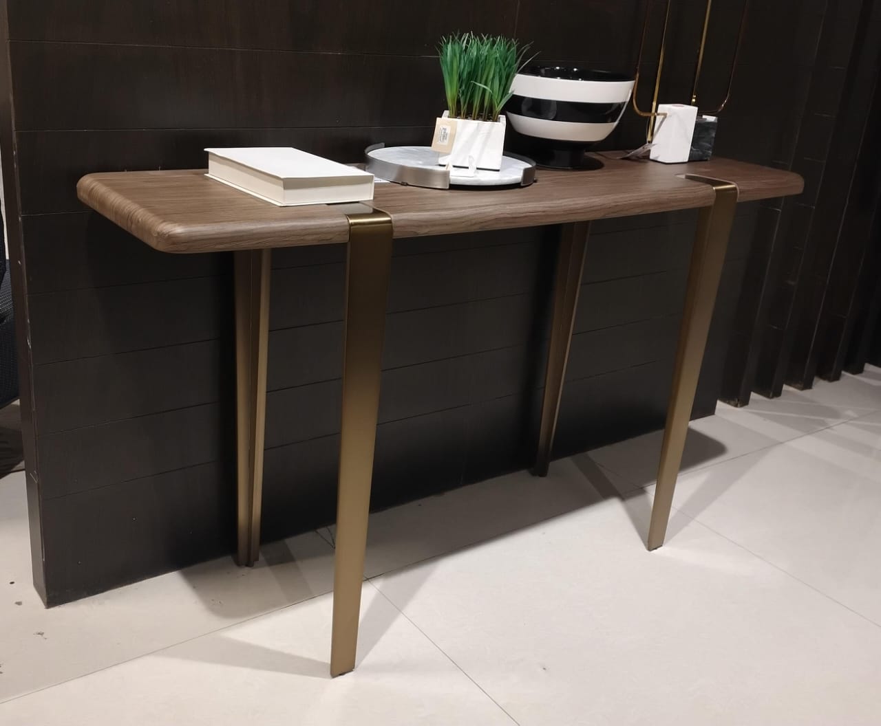 22286 - SOFA TABLE - GB