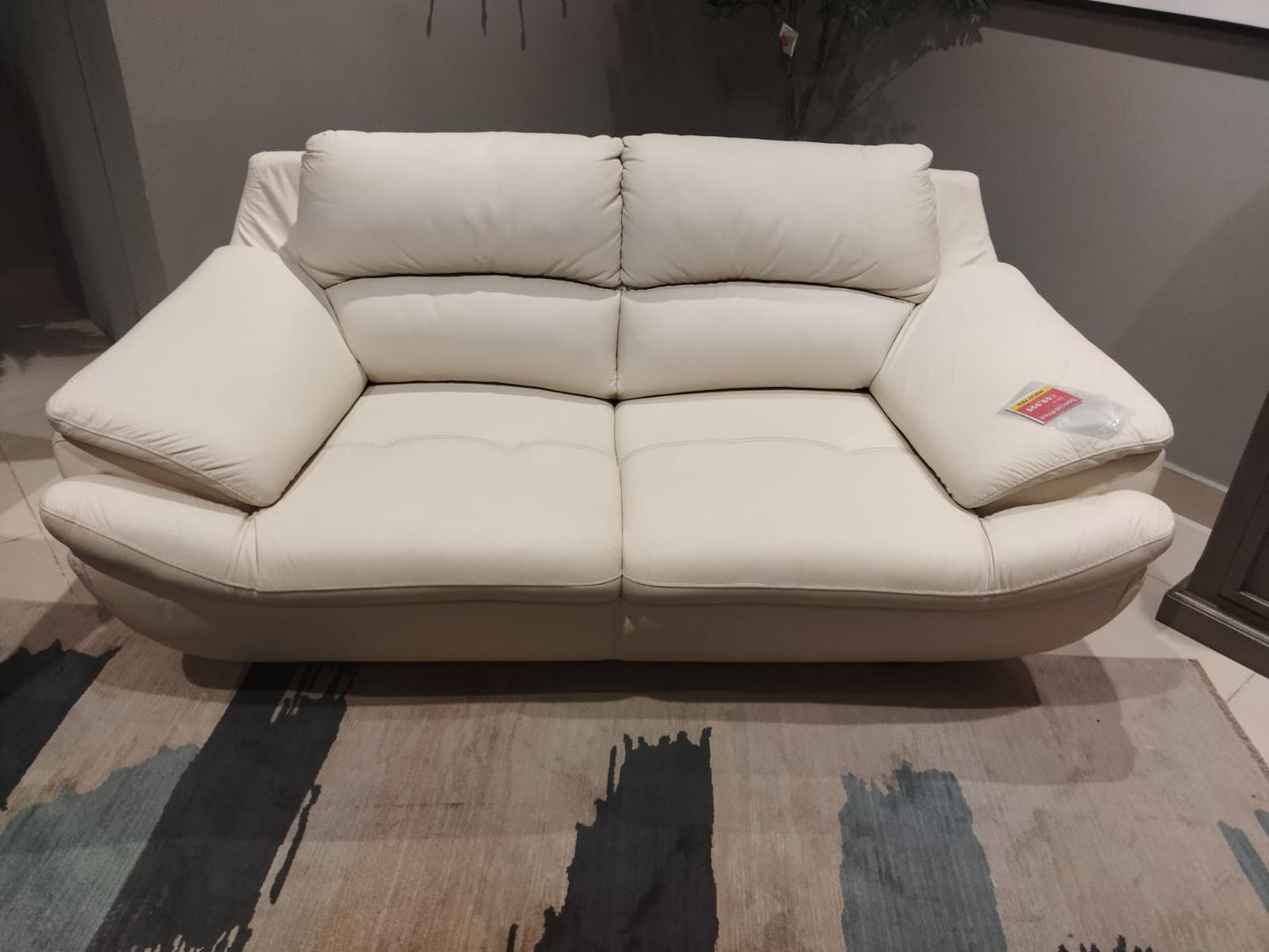 1235 - 2 SEATER - BH